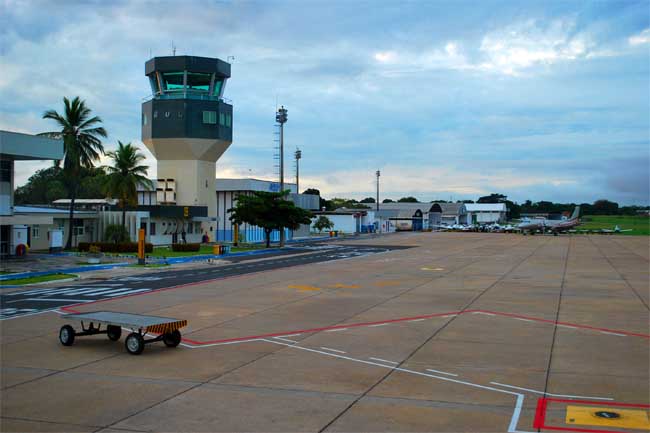 Comissão recorre às bancadas para garantir urgência de novo aeroporto