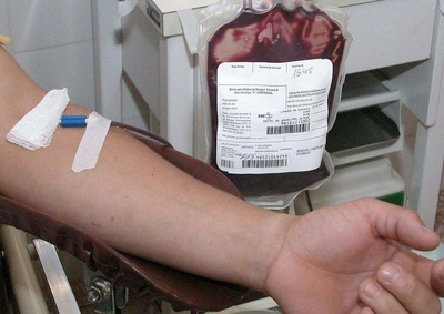 Criança com leucemia aguda necessita com urgência de sangue A Negativo