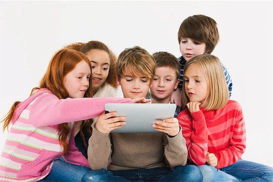 Confira as redes sociais feitas só para as crianças