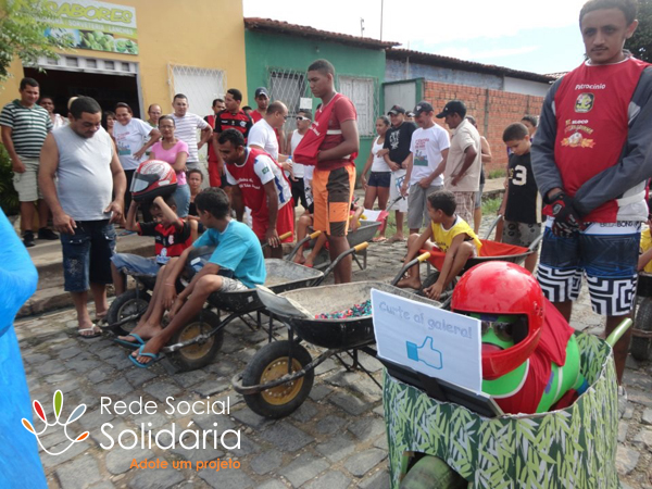 A 2º Corrida de carro de mão teve participação de muitos moradores da região