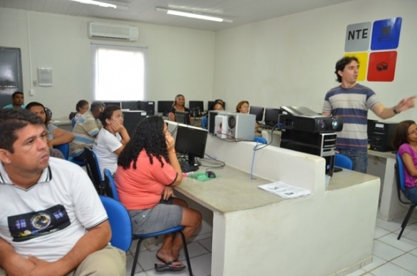 Seduc inicia 3° Curso de Formação de Tutores do Proinfo-Integrado em 2013