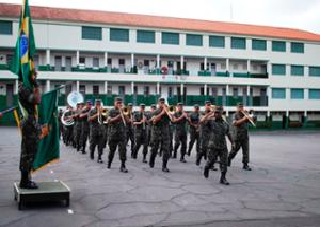 Teatro Arthur Azevedo terá apresentação da Banda do Exército nesta quinta (18)