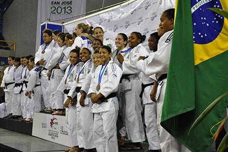 Sarah ajuda Brasil a faturar bronze por equipes no Pan na Costa Rica