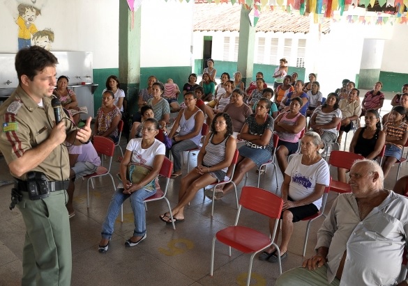 Pelotão Escolar convida pais e alunos a formarem Grupo de Escoteiros