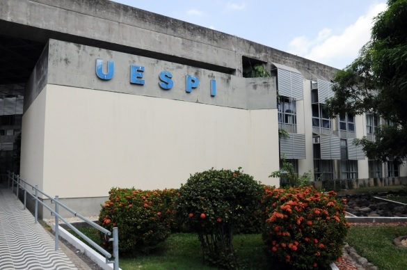 Matrículas da Uespi para segundo período de 2013 iniciam dia 29