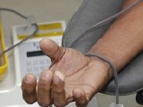 Evento em homenagem ao doador de sangue é marcada por manifestação
